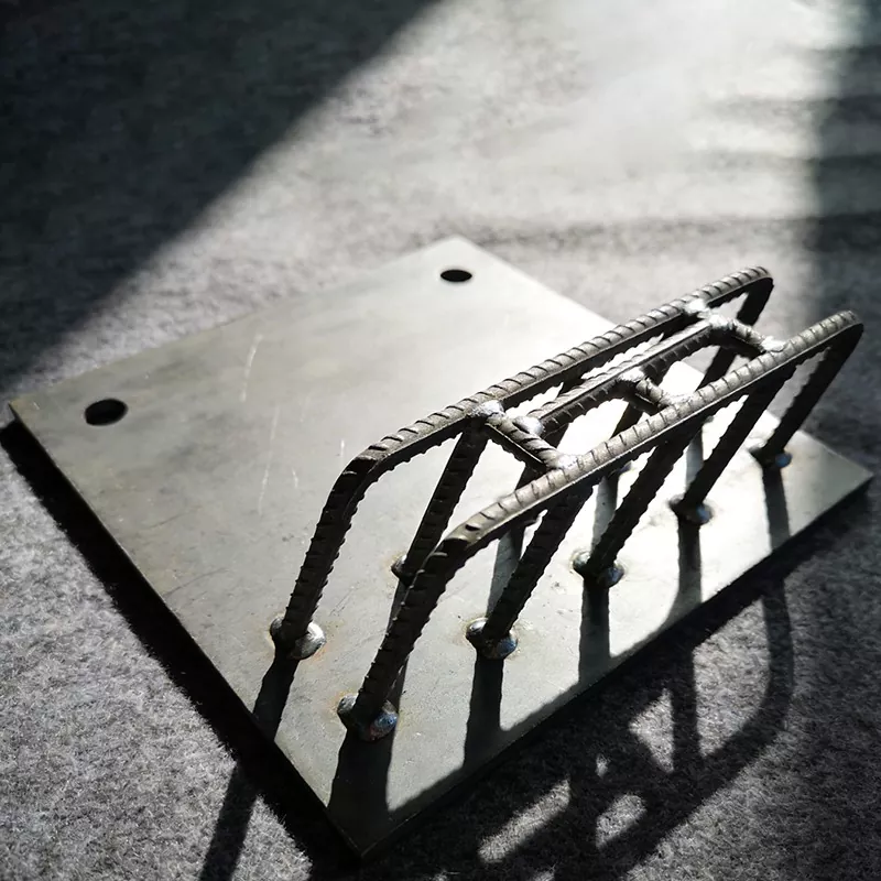 Inbäddad ankarplatta